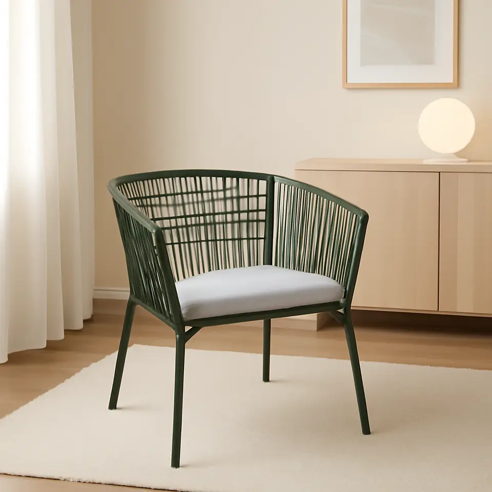 Møbelmontering SEGERÖN Stol med armlæn, ude, mørkegrøn/Frösön/Duvholmen beige | Fast Pris i Storkøbenhavn