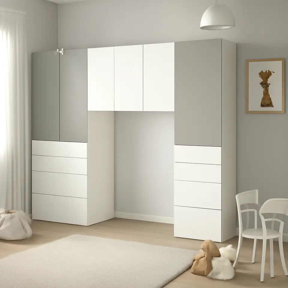 Møbelmontering SMÅSTAD Opbevaringskombination, hvid/grå, 240x57x181 cm | Professionel Møbelmontør
