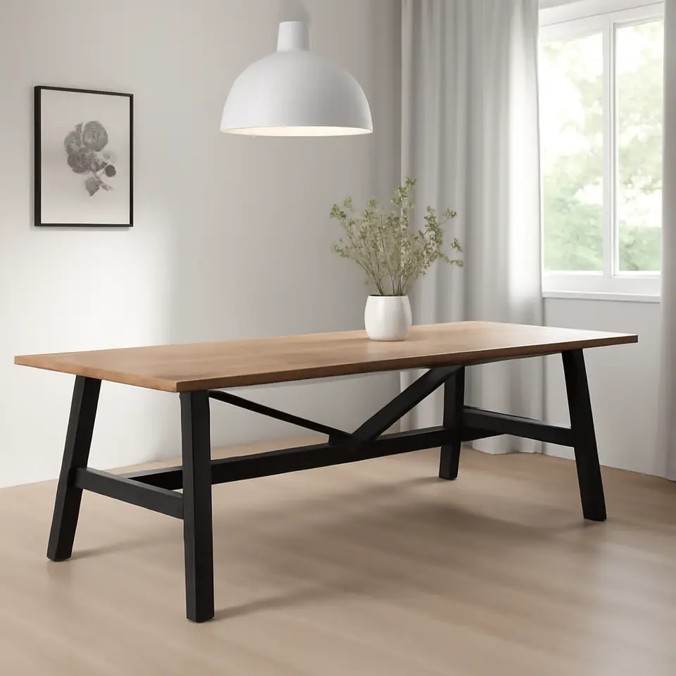 Møbelmontering SKOGSTA Spisebord, akacie/sort, 235×100 cm | Få et tilbud i dag