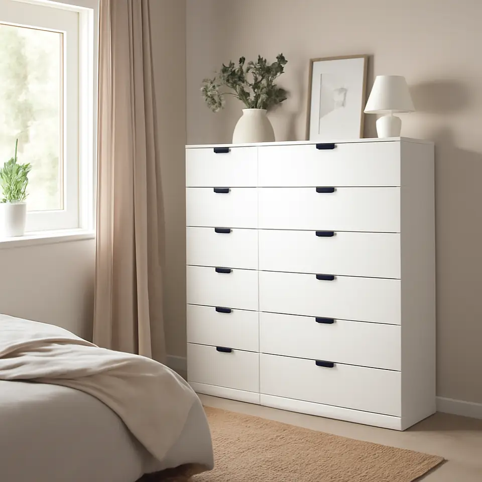 Møbelmontering NORDLI Kommode med 12 skuffer, hvid, 120×145 cm | Få et tilbud i dag